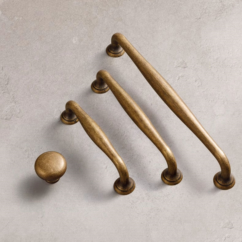 Antiek bronzen kledingkastdeur - Drawer Pull Gold recensie en prijs